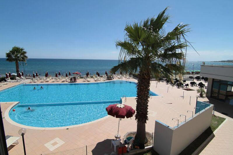 Hotel Club Esse Costa Dello Jonio Mandatoriccio Marina Exterior foto